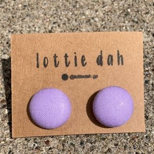 2/$15 🦋 Pastel purple earrings  vintage handmade